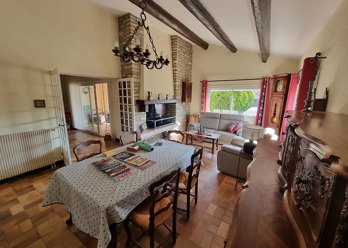 Maison D'architecte Style Provencale Montfrin